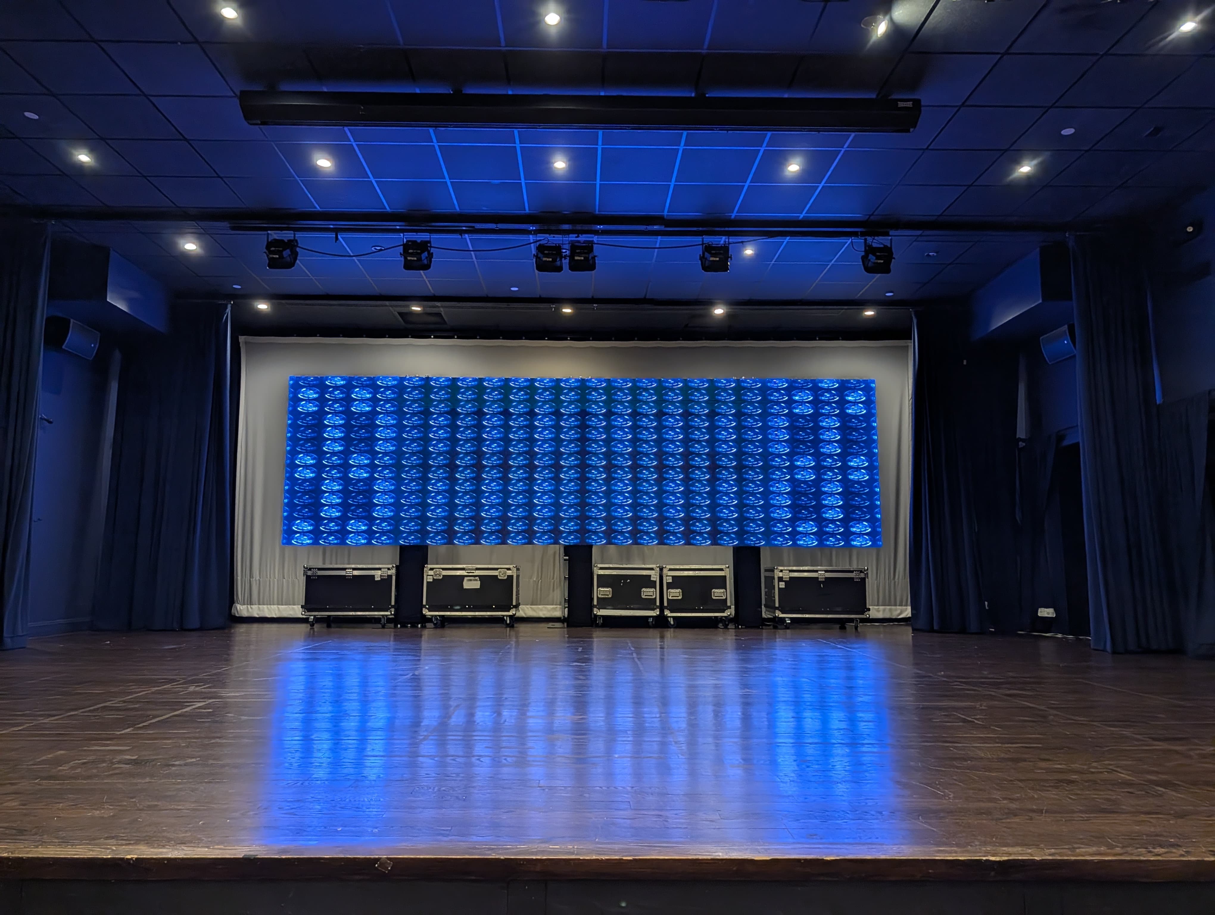 2.9mm IRD Series LED Successfully Showca